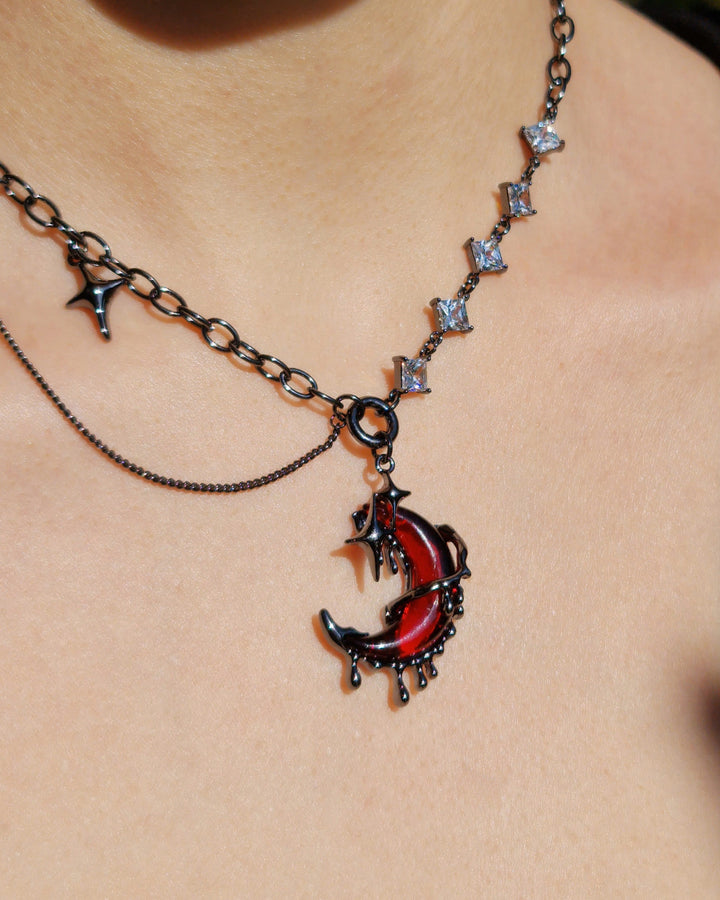 Nikaneko - Blood Moon Drip Necklace