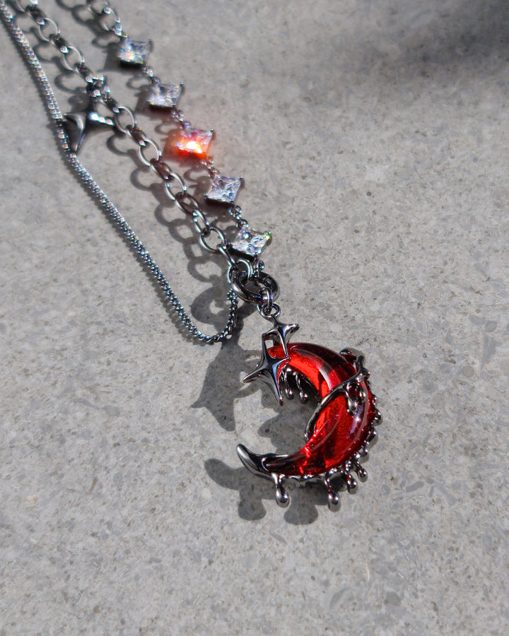 Nikaneko - Blood Moon Drip Necklace