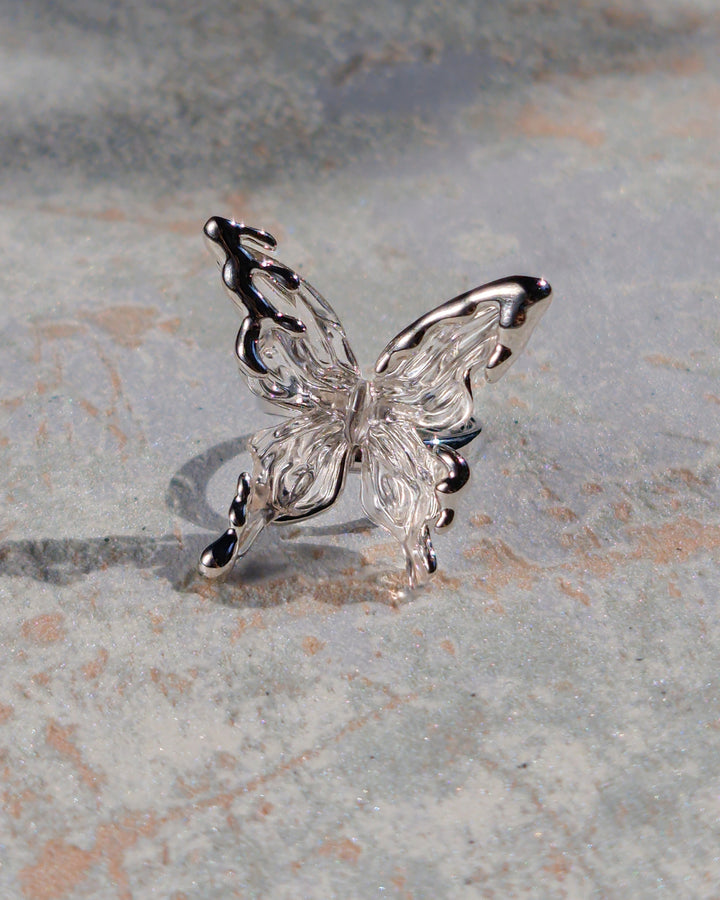 Nikaneko - Crystal Butterfly Ring