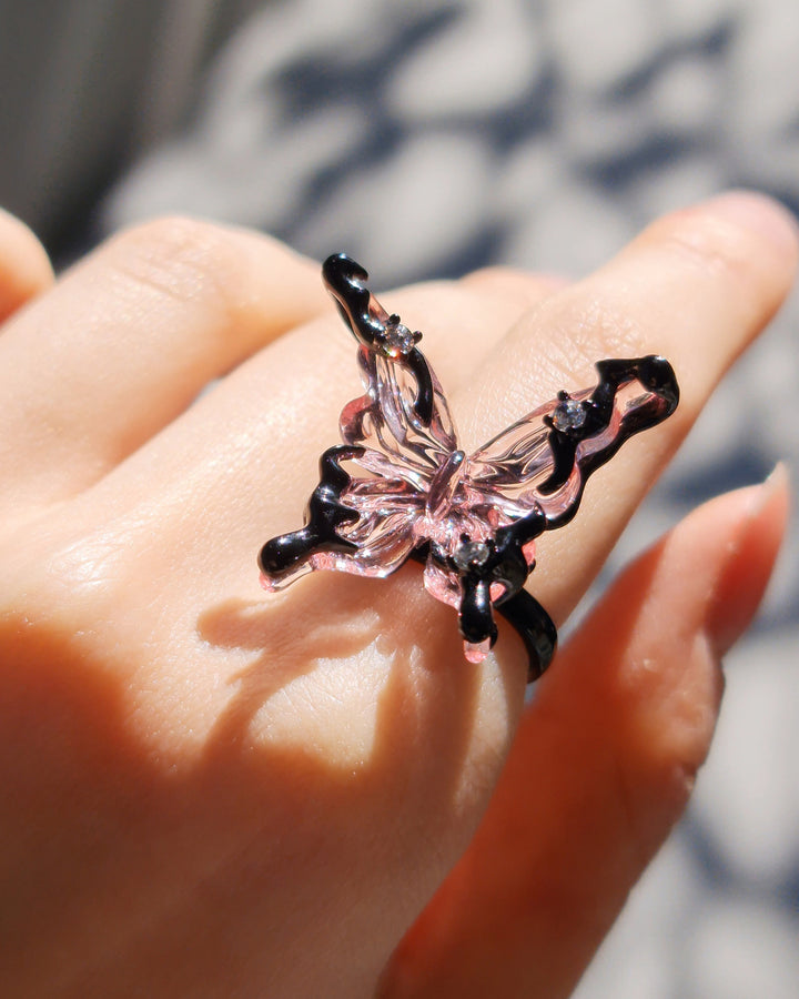 Nikaneko - Crystal Butterfly Ring Pink