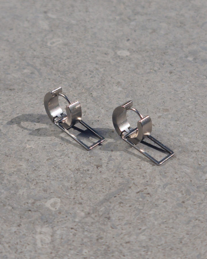 Silver Frame Earrings - Nikaneko